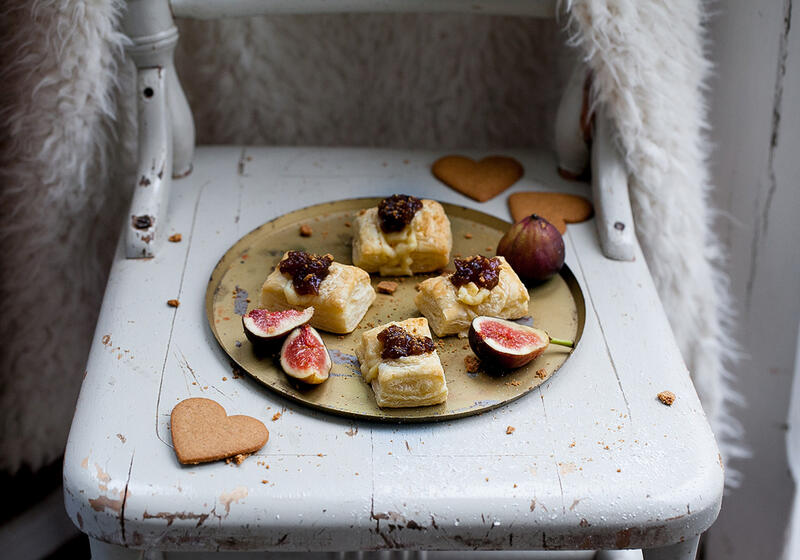 Bakad Västerbottensost med fikonmarmelad