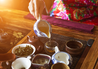 Japansk teceremoni i morgonsol